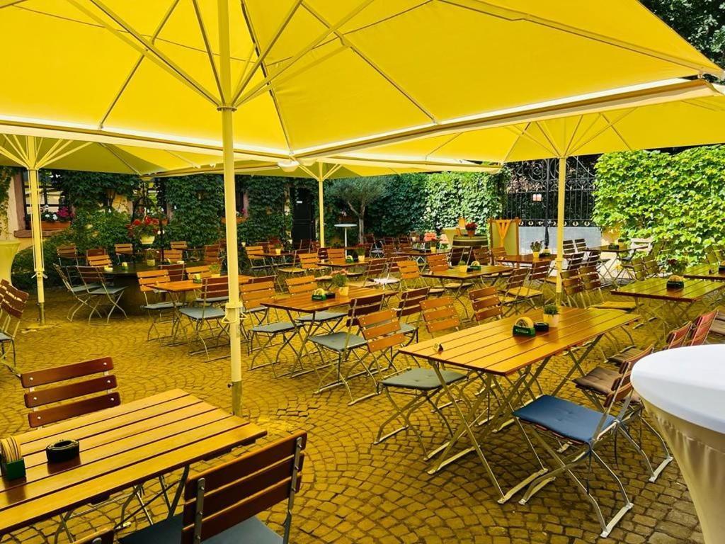 Landhotel Burkartsmuehle 호프하임암타우누스 외부 사진